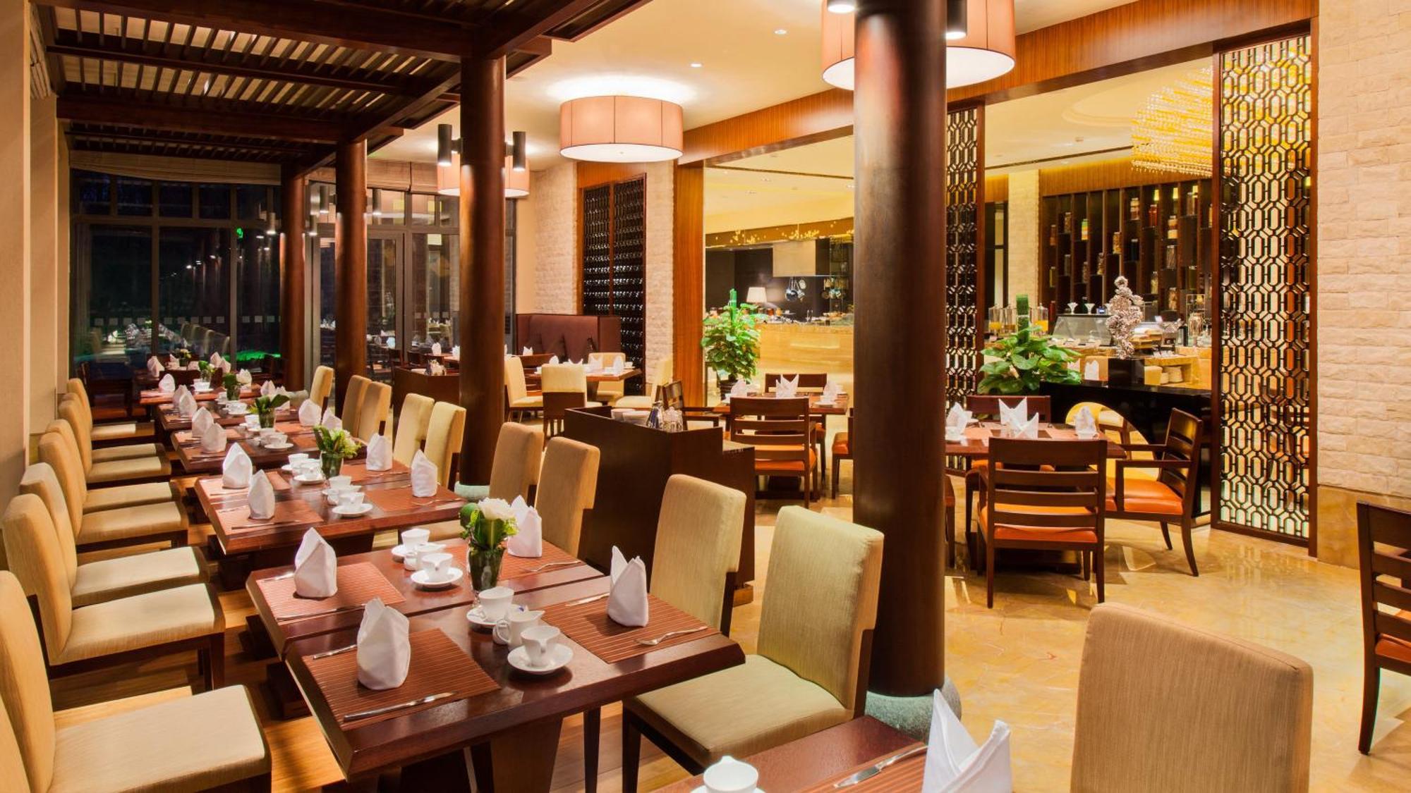 Holiday Inn Resort Chaohu Hot Spring By Ihg Hefei Exterior foto